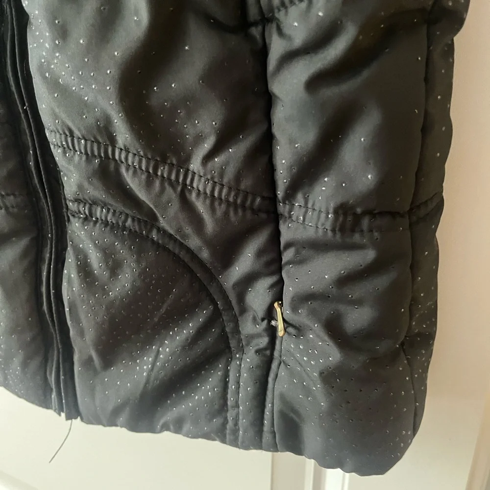 Kids coats and jackets   Girls puffer vest size 5-6  by the Place